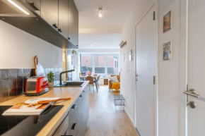 Huswell - Homely duplex near historic city center & station
